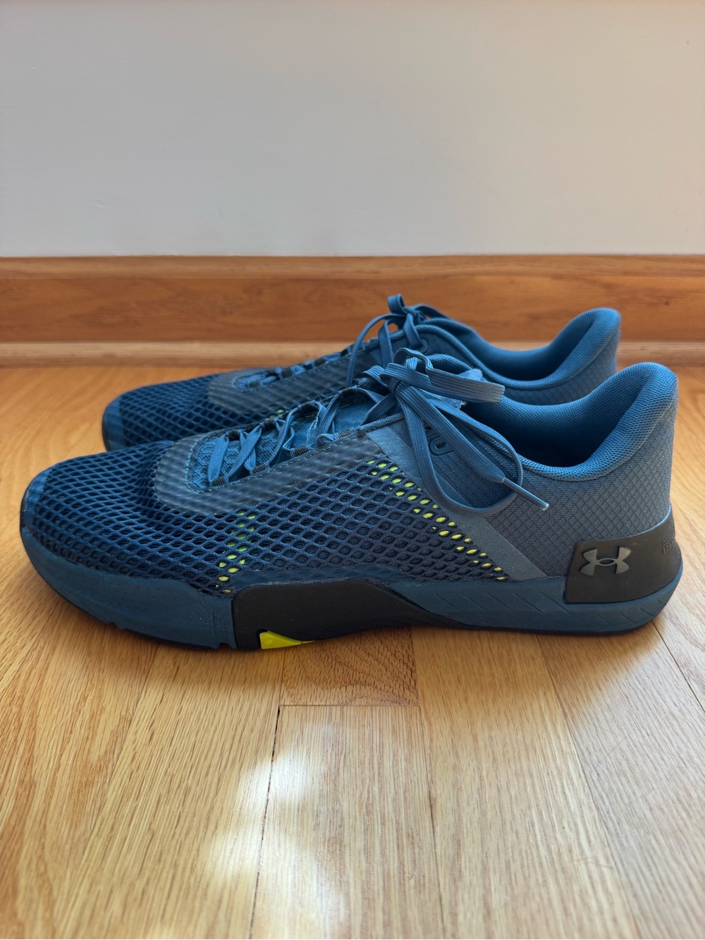 Under Armour Men’s Tribase Reign Athletic Training Shoes - Size 13